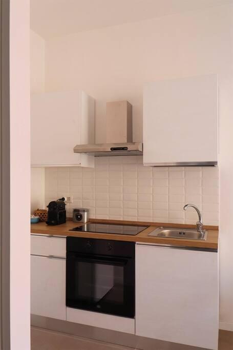 Bilocale Metro 4 Blu Frattini - Airport Linate Apartment Милано Екстериор снимка
