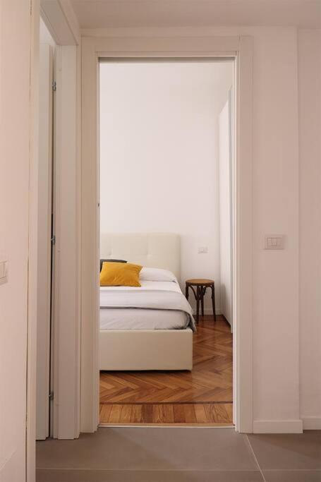 Bilocale Metro 4 Blu Frattini - Airport Linate Apartment Милано Екстериор снимка